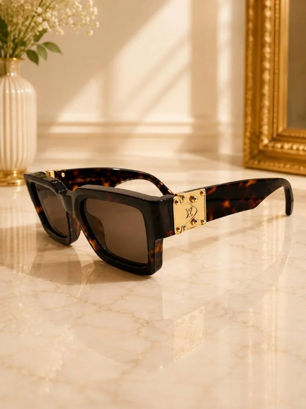 Authentic Louis Vuitton 1.1 Millionaires Tortoise Square Sunglasses Gold LV